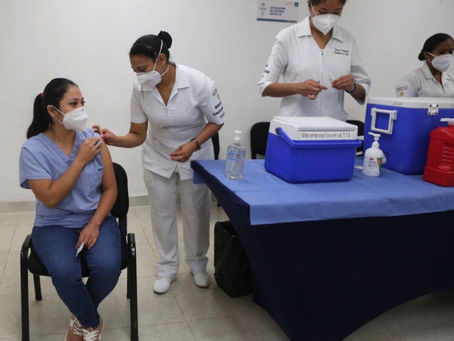 Del 10 al 13 de enero se vacunará a todo el personal de salud de Yucatán