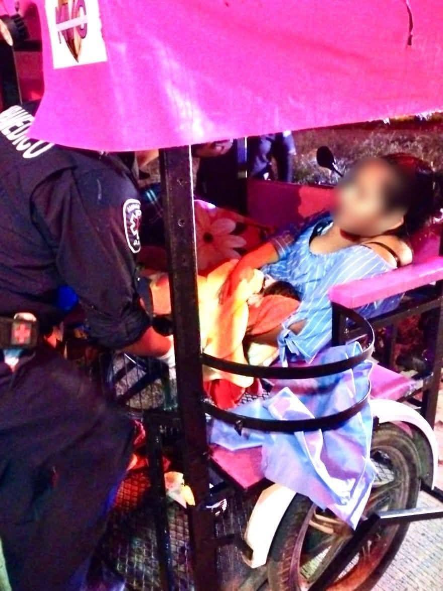 Joven mujer dió a luz en un mototaxi en calles de Kanasín