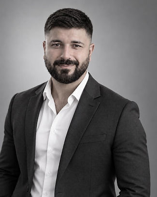 ee2af8485_ceo-portrait.jpg