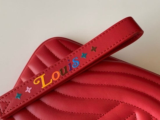 섬네일: LOUIS VUITTON NEWWAVE CLUTCH