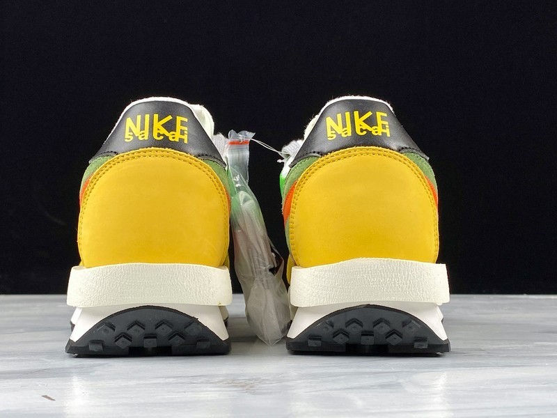 섬네일: NIKE X SACAI LD WAFFLE [TOP]