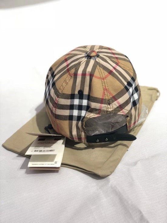 섬네일: BURBURRY BALL CAP