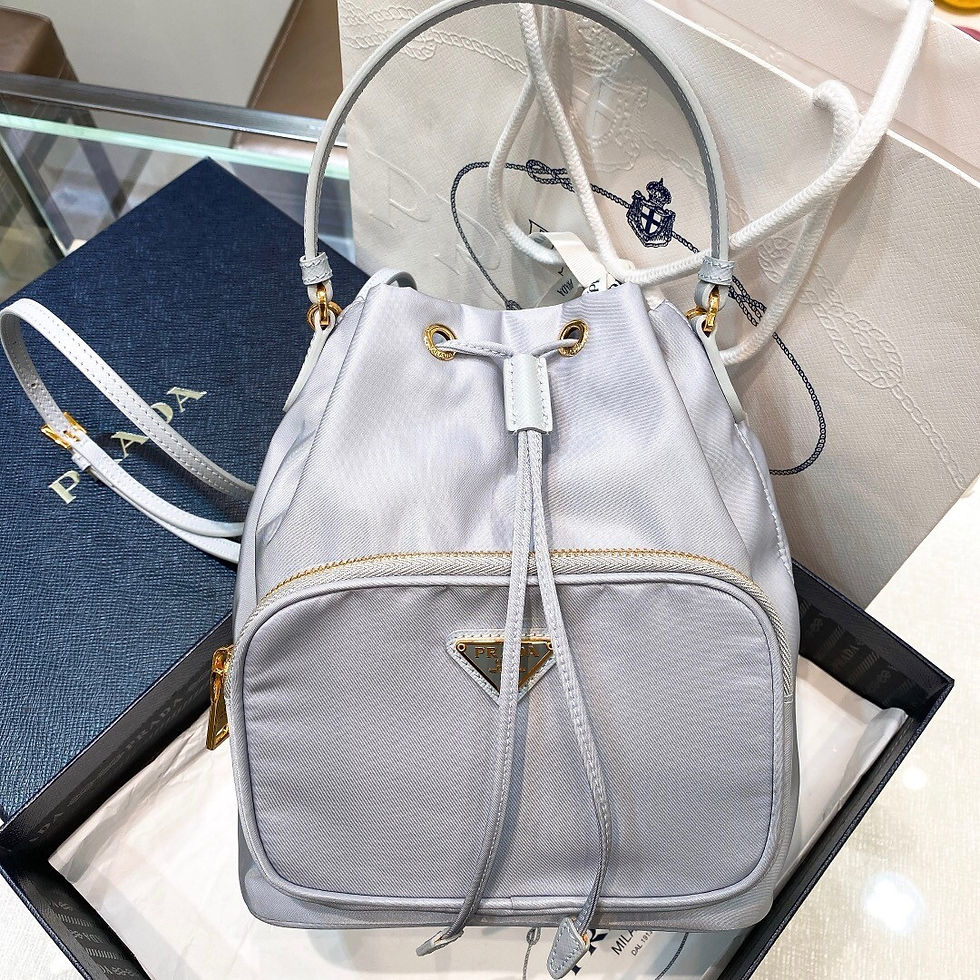 섬네일: PRADA BUCKET BAG