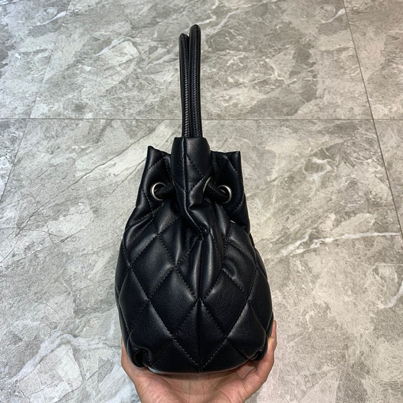 섬네일: BALENCIAGA BUCKET BAG(21)