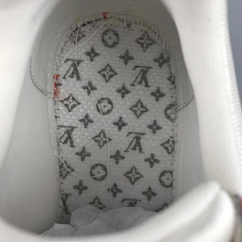 섬네일: LOUIS VUITTON TRAINER LOW [FU]