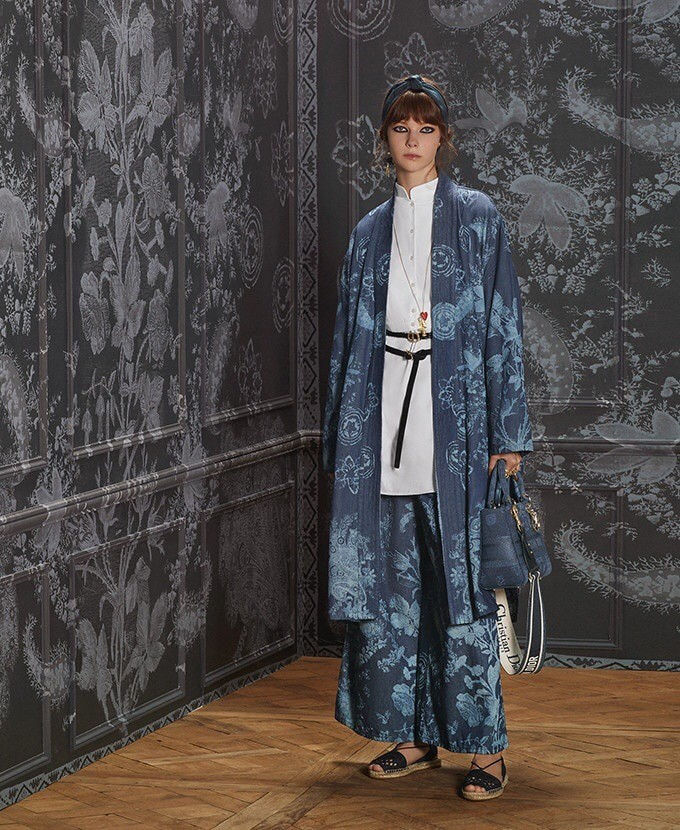 섬네일: 디올 레이디 디 라이트백 여왕샵 (24CM)