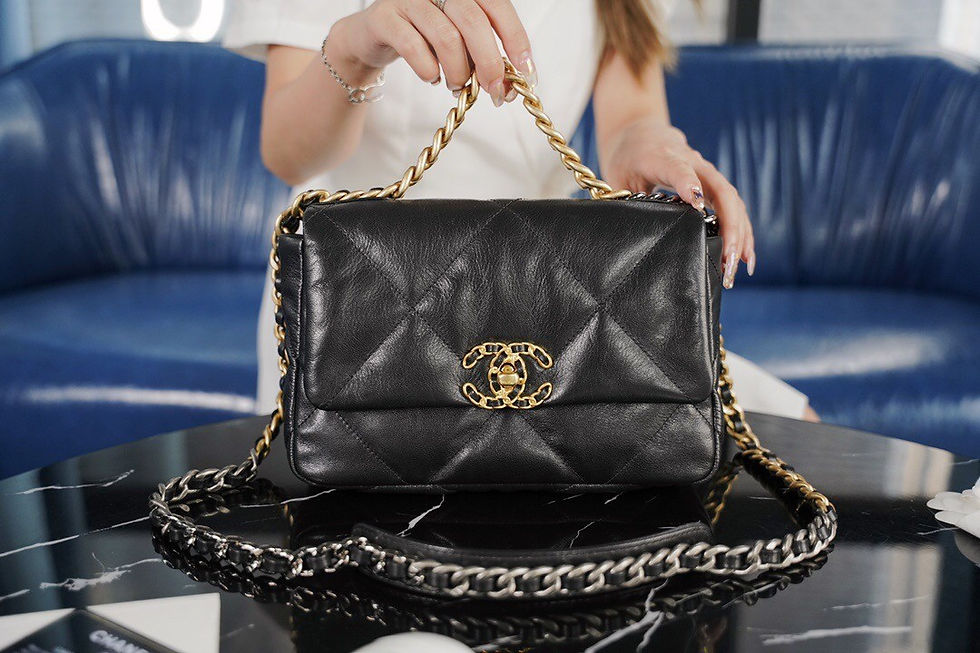 샤넬 19 플랩백 팬더샵 (26CM)