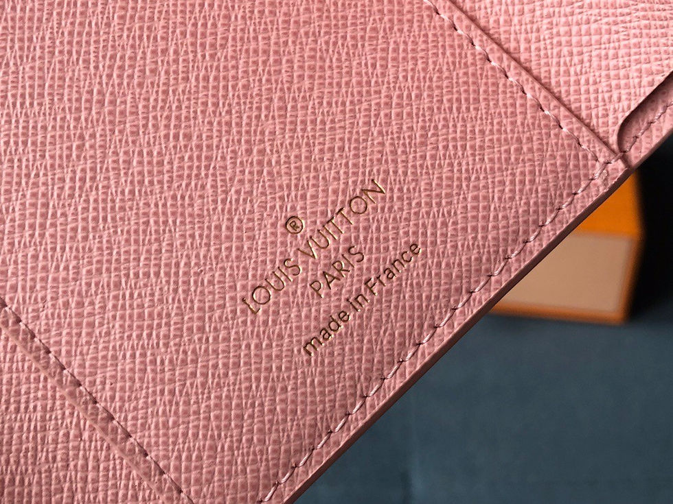 섬네일: LOUIS VUITTON VICTORINE WALLET