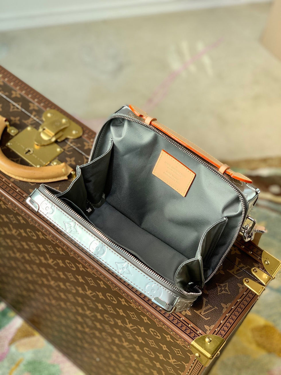 섬네일: LOUIS VUITTON HANDLE TRUNK BAG
