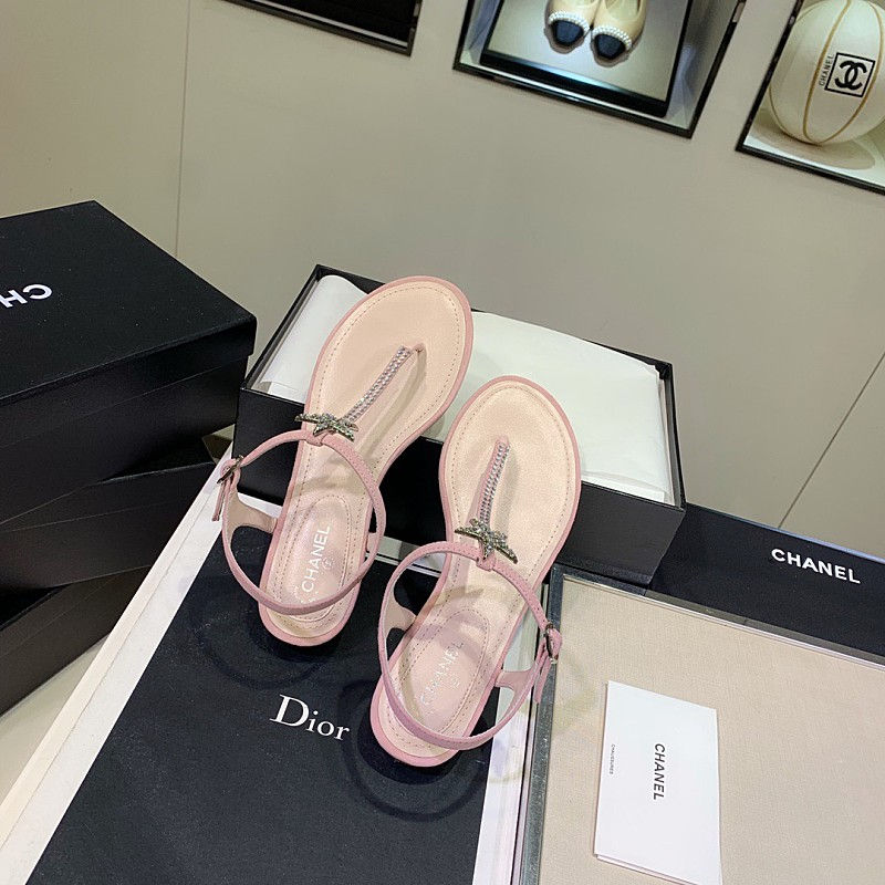 섬네일: CHANEL FLIP FLOPS