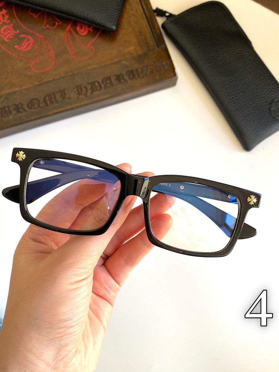 섬네일: CHROME HEARTS GLASSES