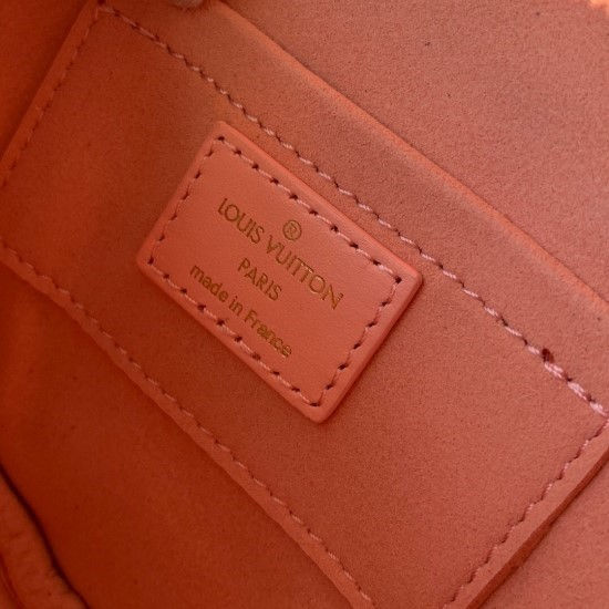 섬네일: LOUIS VUITTON NEWWAVE HEART BAG