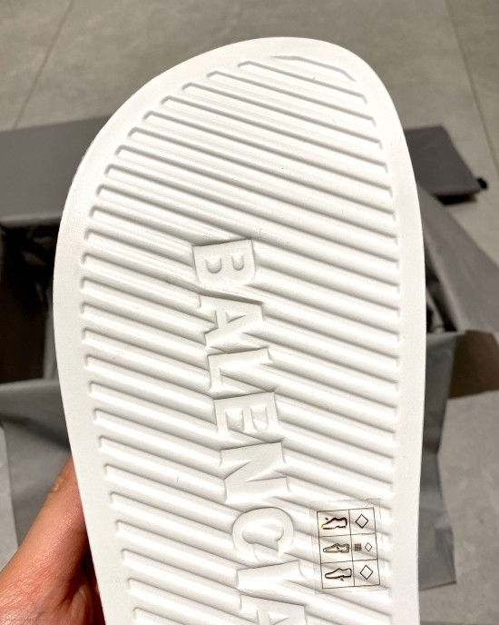 섬네일: BALENCIAGA SLIPPER [FU]
