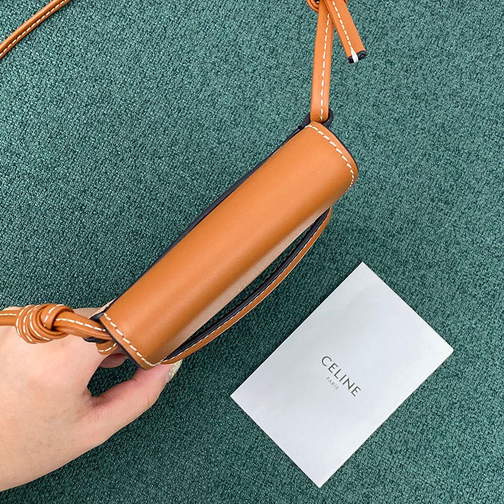 섬네일: 셀린느 트리오페 폰 파우치 (16.5cm)