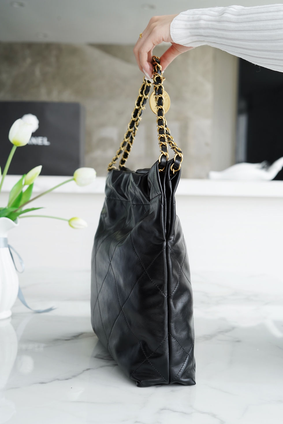 섬네일: 샤넬 22백 스몰 카프스킨 팬더샵 (35CM)
