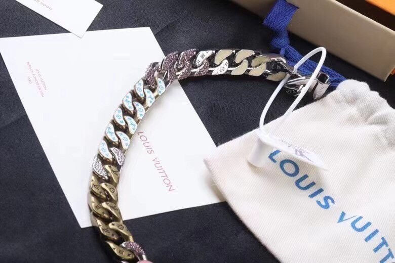 섬네일: LOUIS VUITTON LINKS NECKLACE(50CM)
