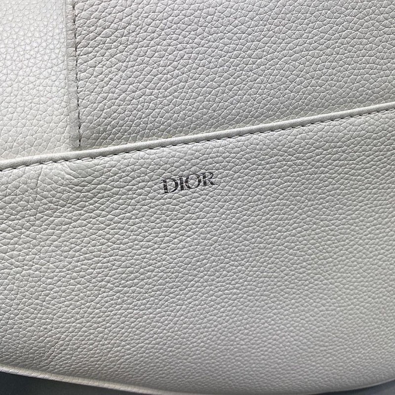 섬네일: DIOR X KIM JONES SADDLE BAG