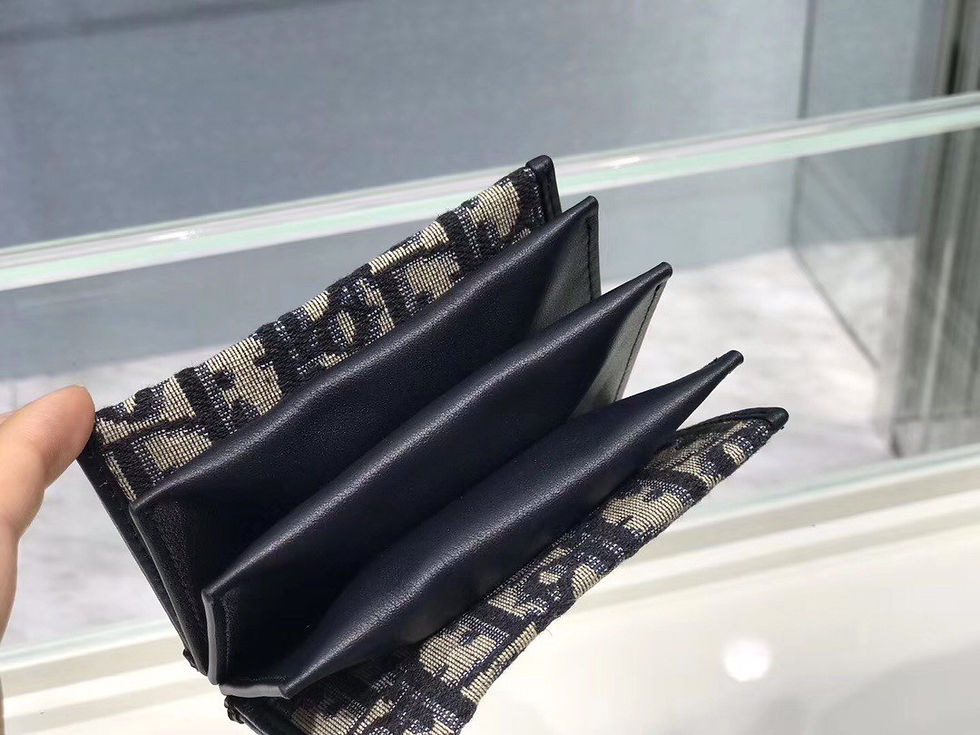 섬네일: DIOR ACCORDION CARD WALLET