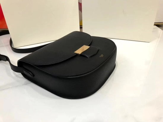 섬네일: CELINE TROTTERBAG(23CM)