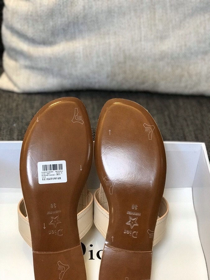 섬네일: DIOR 30 MONTAIGNE FLIP FLOPS