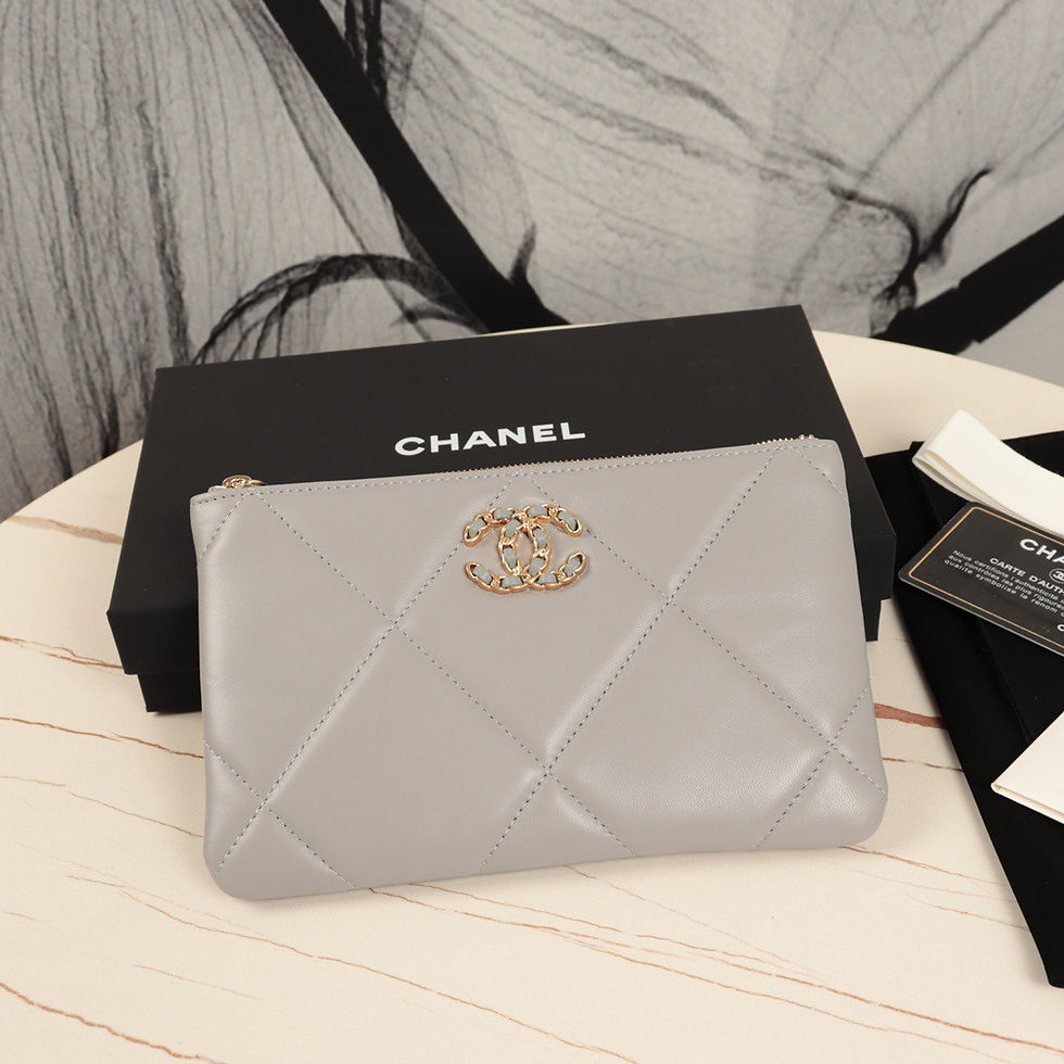 섬네일: CHANEL 19 COIN WALLET(12)