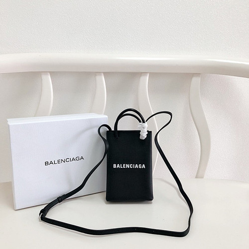 BALENCIAGA PHONE HOLDER BAG CALFSKIN 모어랙 MORERACK