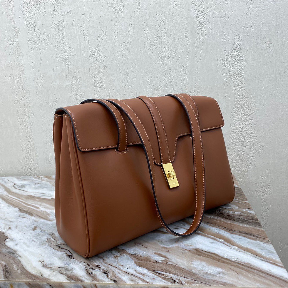섬네일: CELINE SOFT 16 BAG