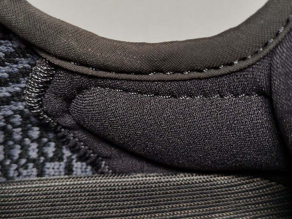 섬네일: YEEZY BOOST 350 V2 ASRIEL [X]