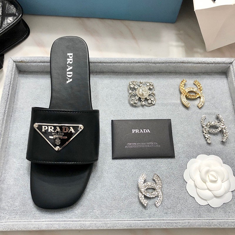 섬네일: PRADA SLIPPERS