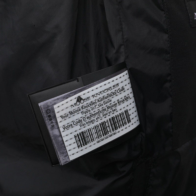 섬네일: MOOSE KNUCKLES PADDING