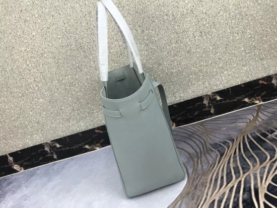 섬네일: CELINE CABAS PHANTOM