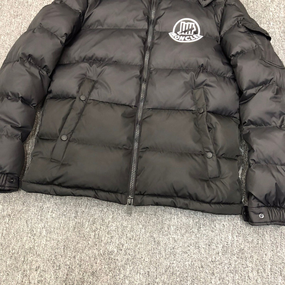 섬네일: MONCLER X UNDEFEATED ARENSKY DOWN JACKET PADDING