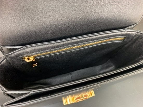 섬네일: CELINE TRIOMPHE CALFSKIN