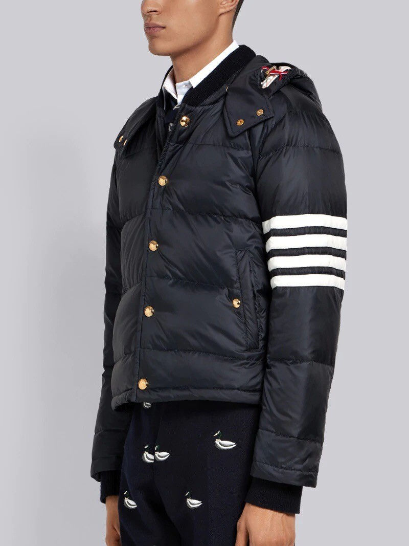 섬네일: THOM BROWNE PADDING
