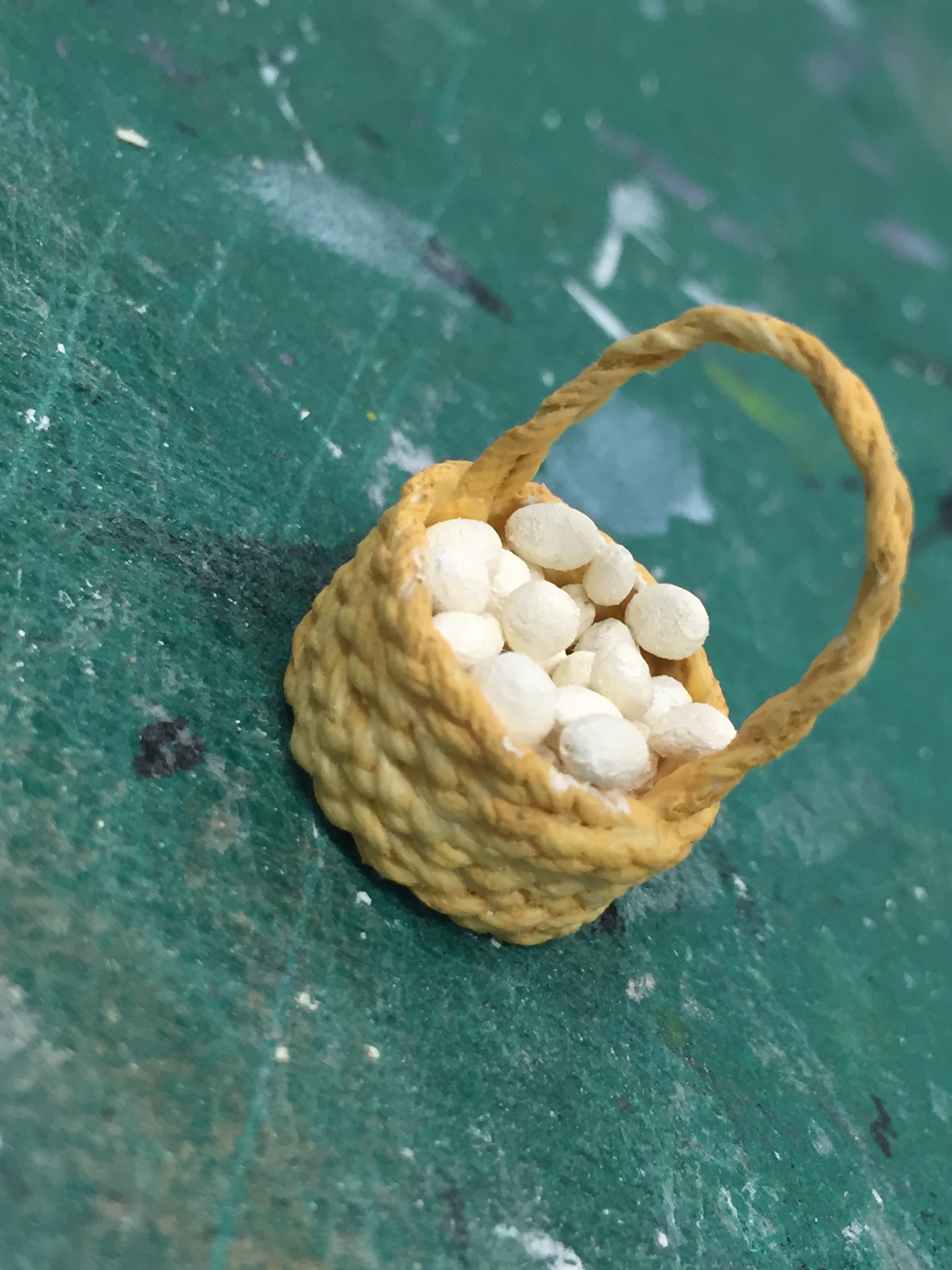 1/2" Scale Model Process Photo Dairy Cart - Egg Basket