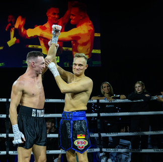 Boxing Images by Mark Dunn