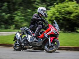 Ficha técnica Honda ADV - 2022