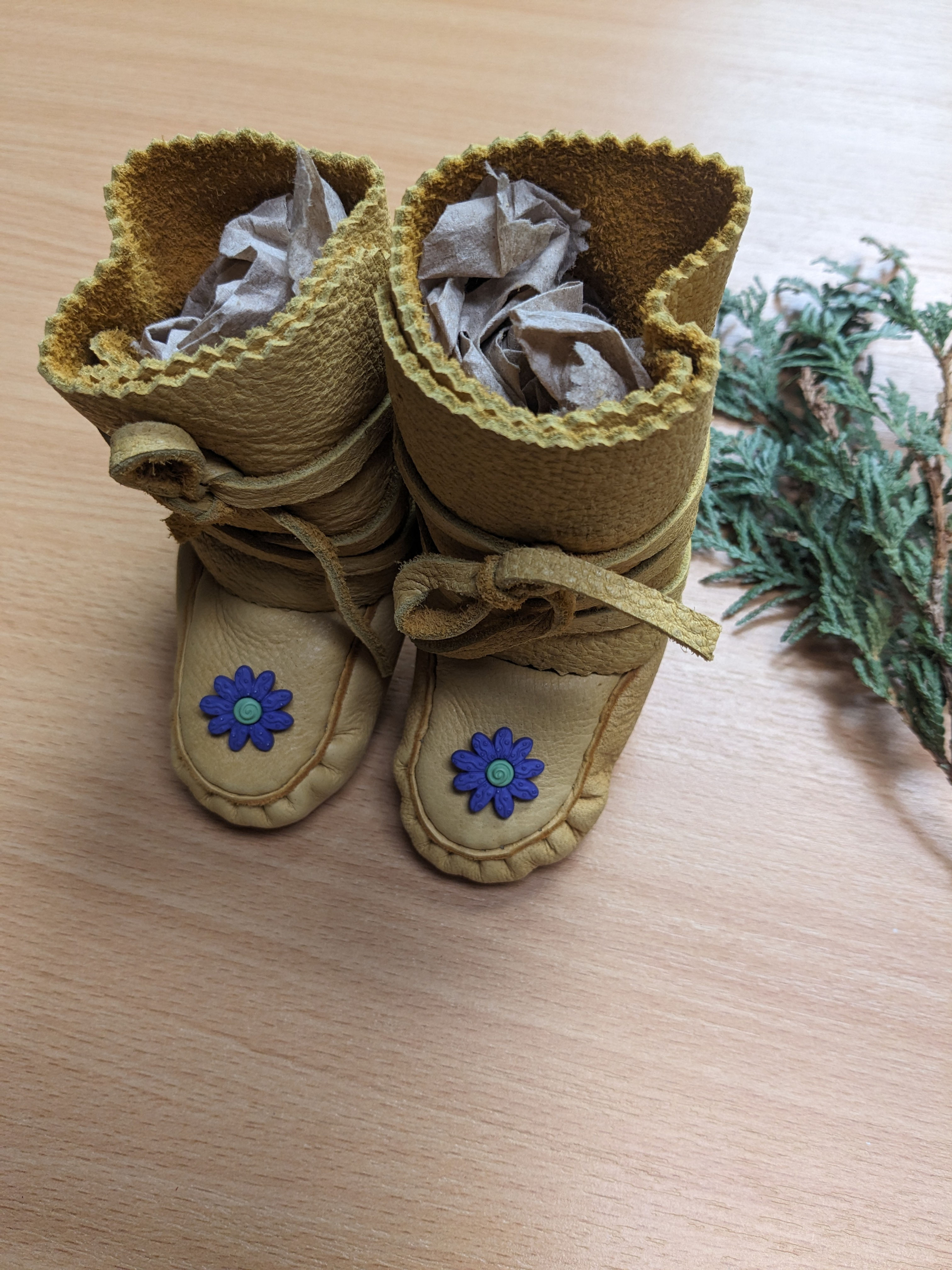 Baby wrap around moccasins