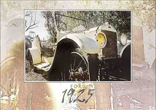 Oldtimer, die mir in alten Scheunen begegnet sind, auf zugewucherten Abstellplätzen oder in der Wüste hinter Farmgebäuden. Sie wurden vergessen und konnten "in Frieden altern", verrosten, verfallen. Sie waren Schönheiten ihrer Zeit.