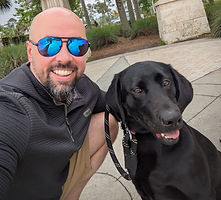 Mold dog handler and mold inspection dog team