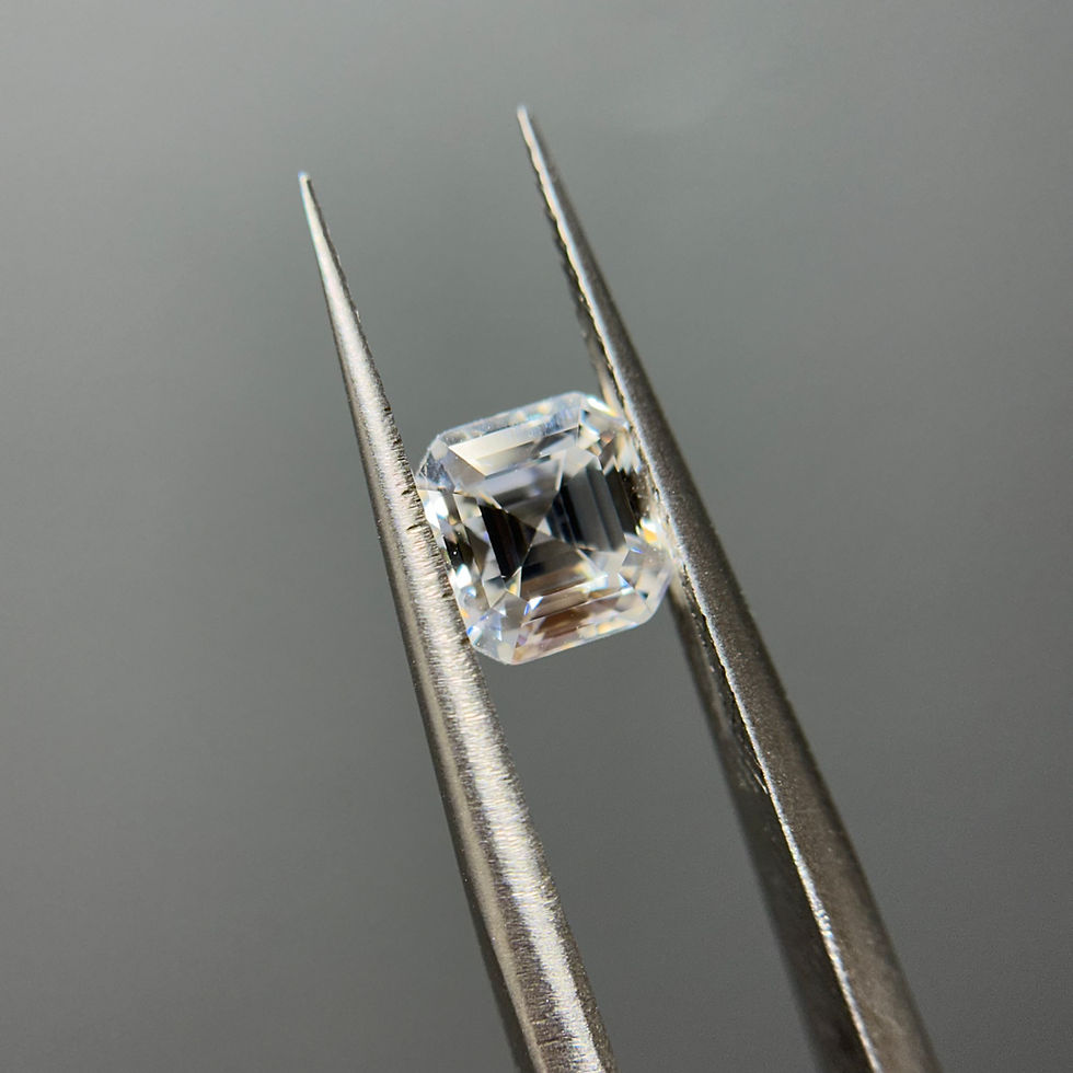 Miniatura: Moissanita octagonal 