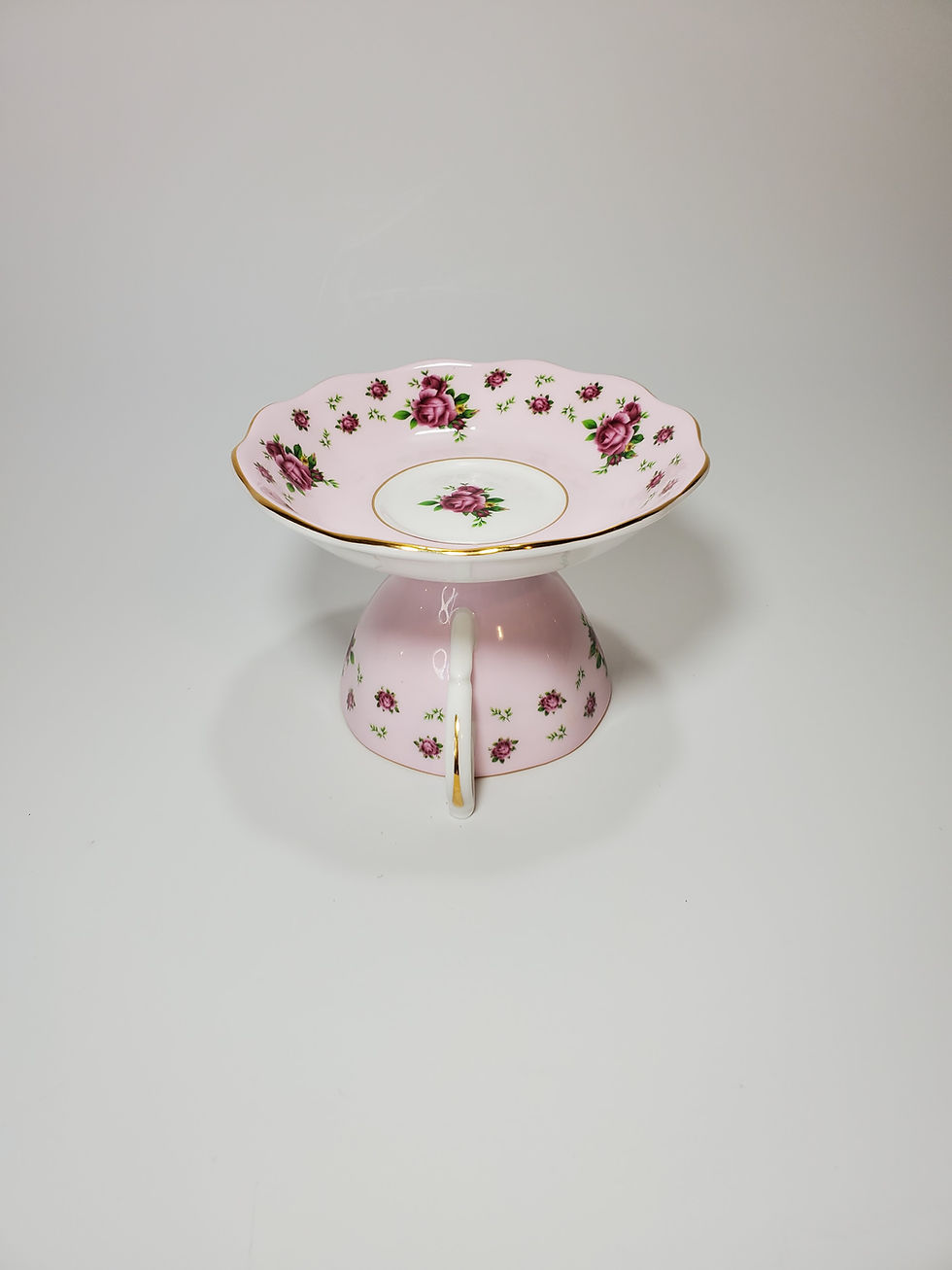 Thumbnail: Tea Party Elevated Food Dish