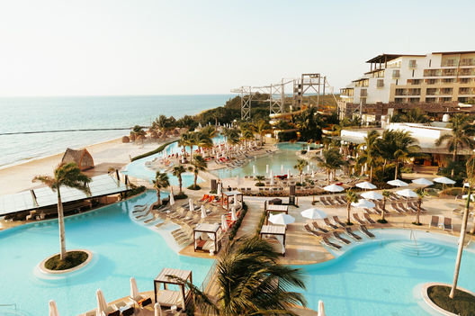 Tropical Suites Resort & Spa Resort