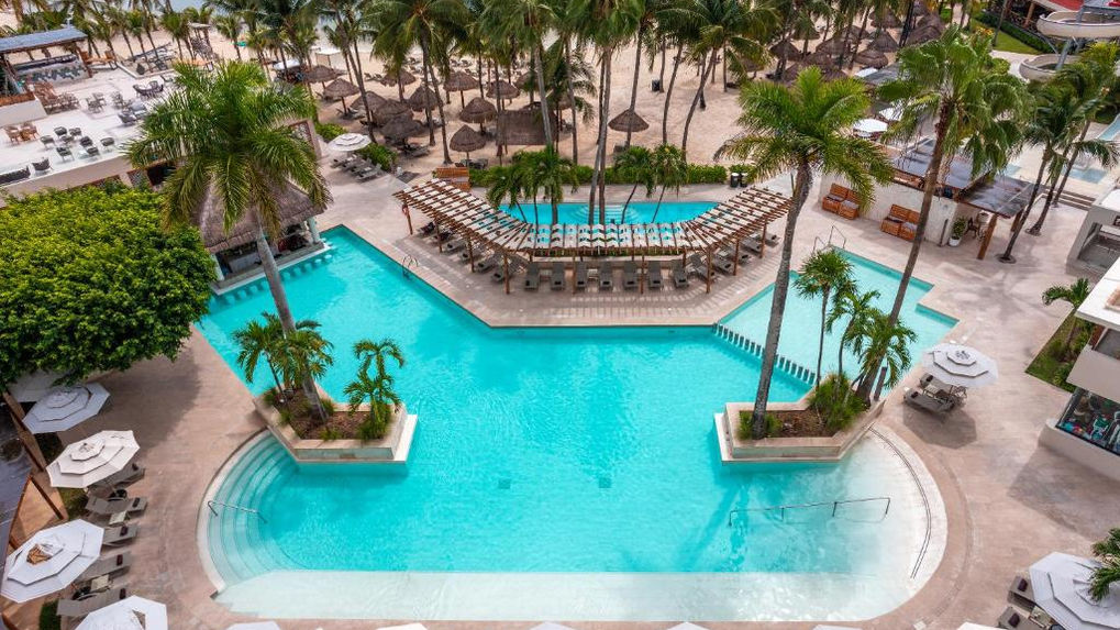 Puerto Aventuras Beach Resort & Spa Outdoor Pool 