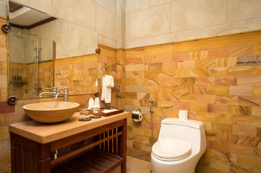 Karma Bayon Bathroom