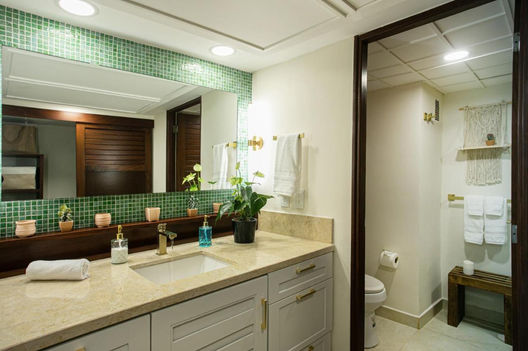 Vallarta Oceans Retreat Bathroom