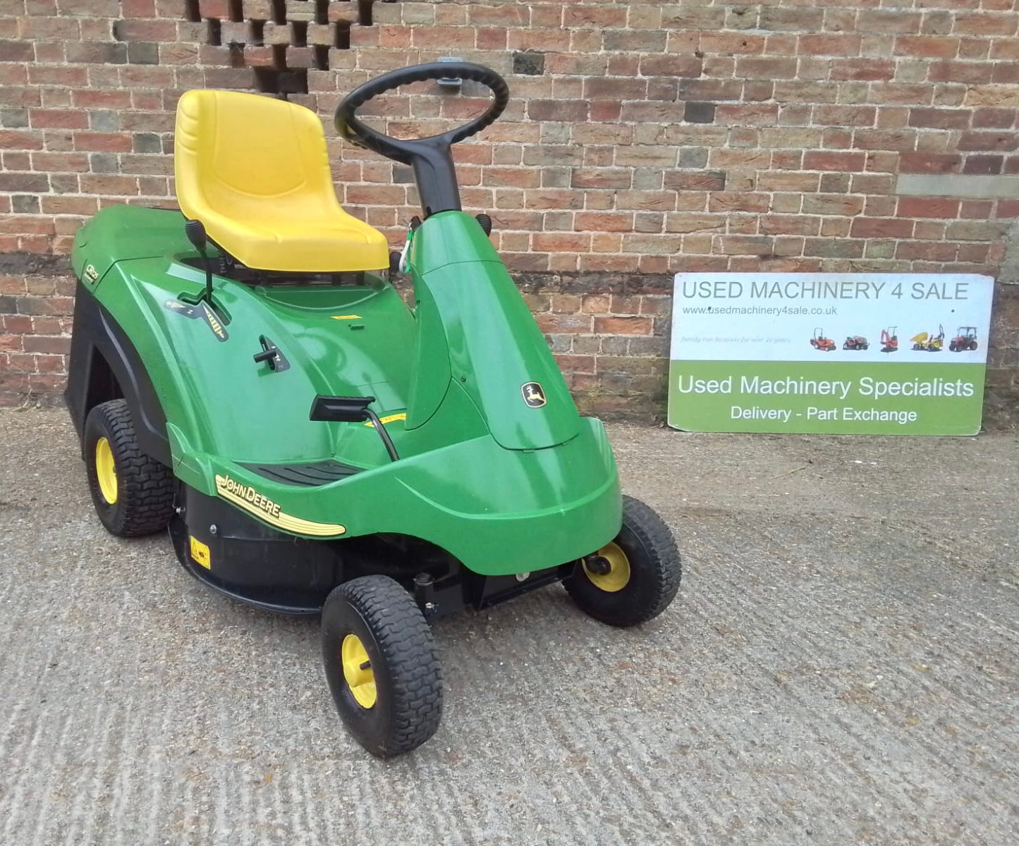 Used John Deere CR125 Used Ride On Mower For Sale