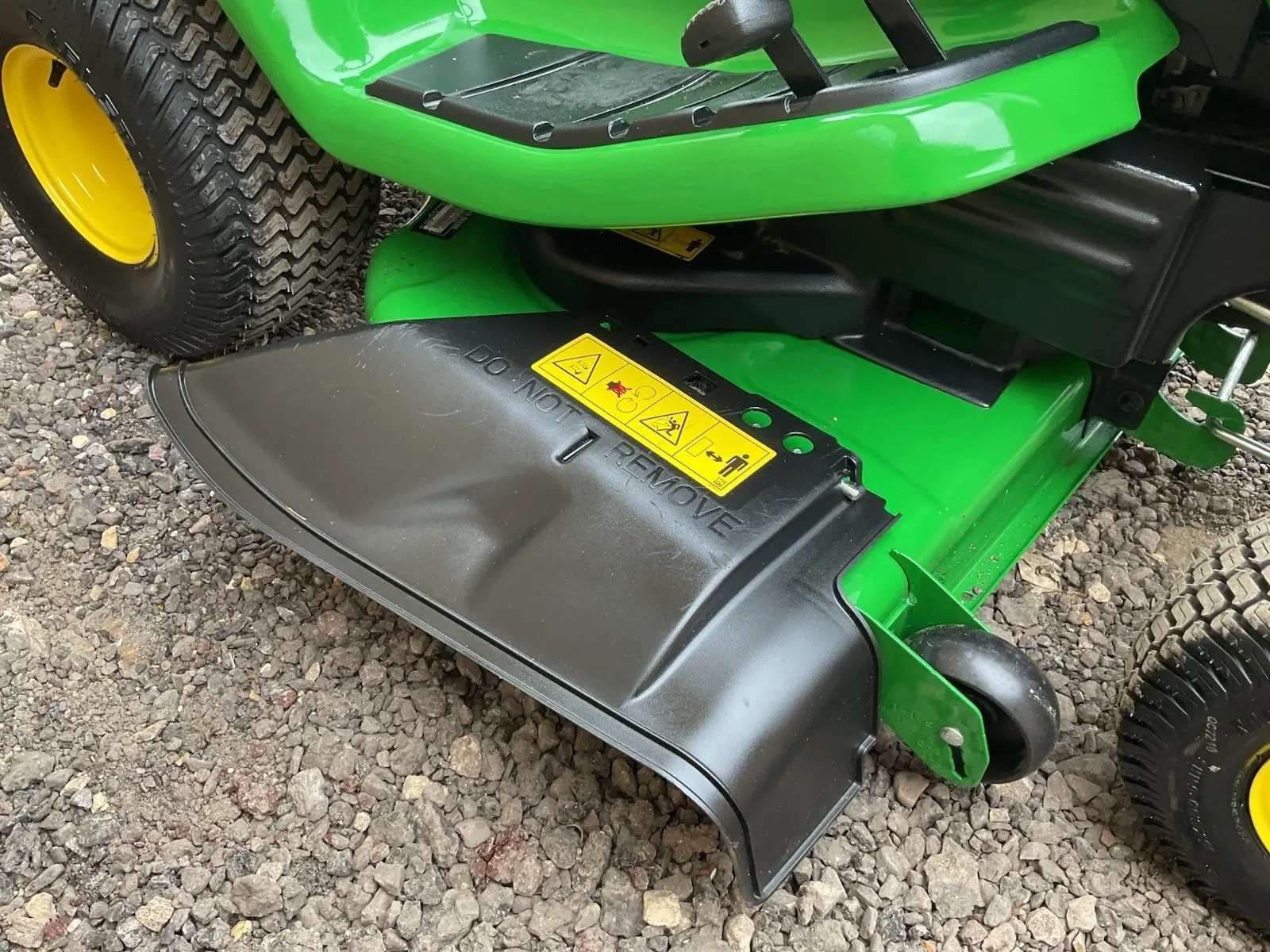 John Deere X350 Ride on Mower