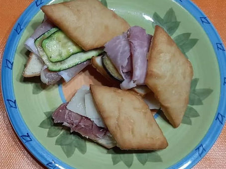 Tigelle e gnocco fritto