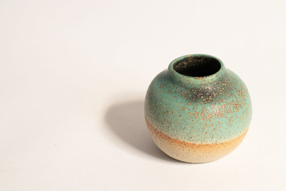 Thumbnail: Small green bud vase